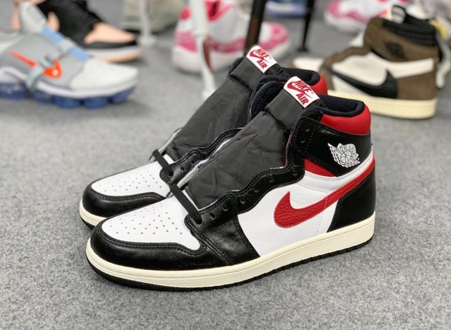 Yeezy 350,700,Air Jordan 1,Air 除了 11 双 Yeezy 还有不少狠货!6 月重点鞋款发售清单来了! Yeezy 350,700,Air Jordan 1,Air 除了 11 双 Yeezy 还有不少狠货!6 月重点鞋款发售清单来了!