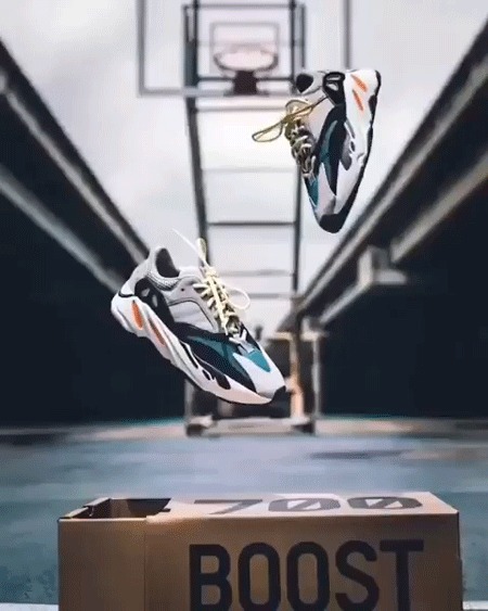 OFF-WHITE,Nike,Yeezy,Air Jorda 外国人买 OW 联名、Yeezy 都是杀猪价!在中国买鞋你省了多少钱? OFF-WHITE,Nike,Yeezy,Air Jorda 外国人买 OW 联名、Yeezy 都是杀猪价!在中国买鞋你省了多少钱?