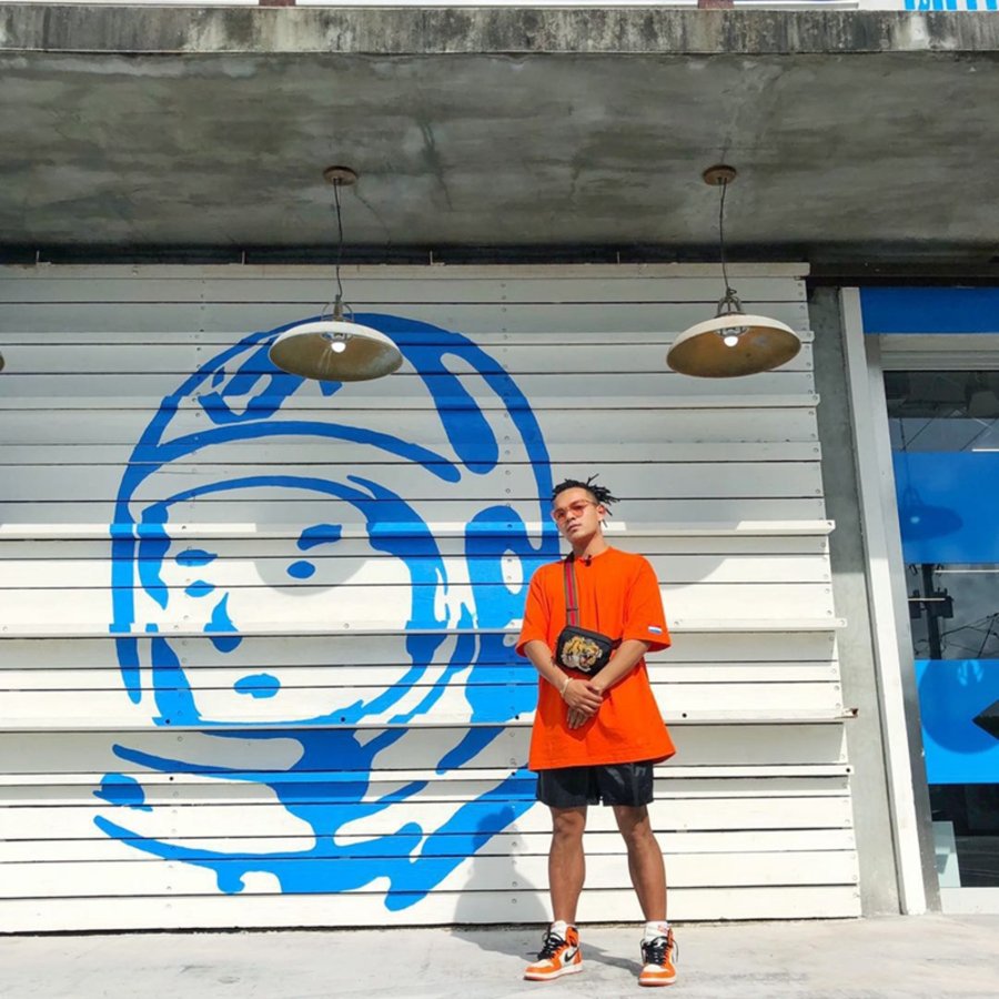 Air Jordan 1,AJ1,Vans 《新说唱》的 Rapper 场下更会穿!每年必看的「潮流指南」来了! Air Jordan 1,AJ1,Vans 《新说唱》的 Rapper 场下更会穿!每年必看的「潮流指南」来了!