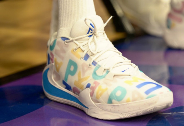 Nike,Zoom Freak 1，PE  字母哥签名战靴再添新配色！Zoom Freak 1 “MVP” 首度曝光！