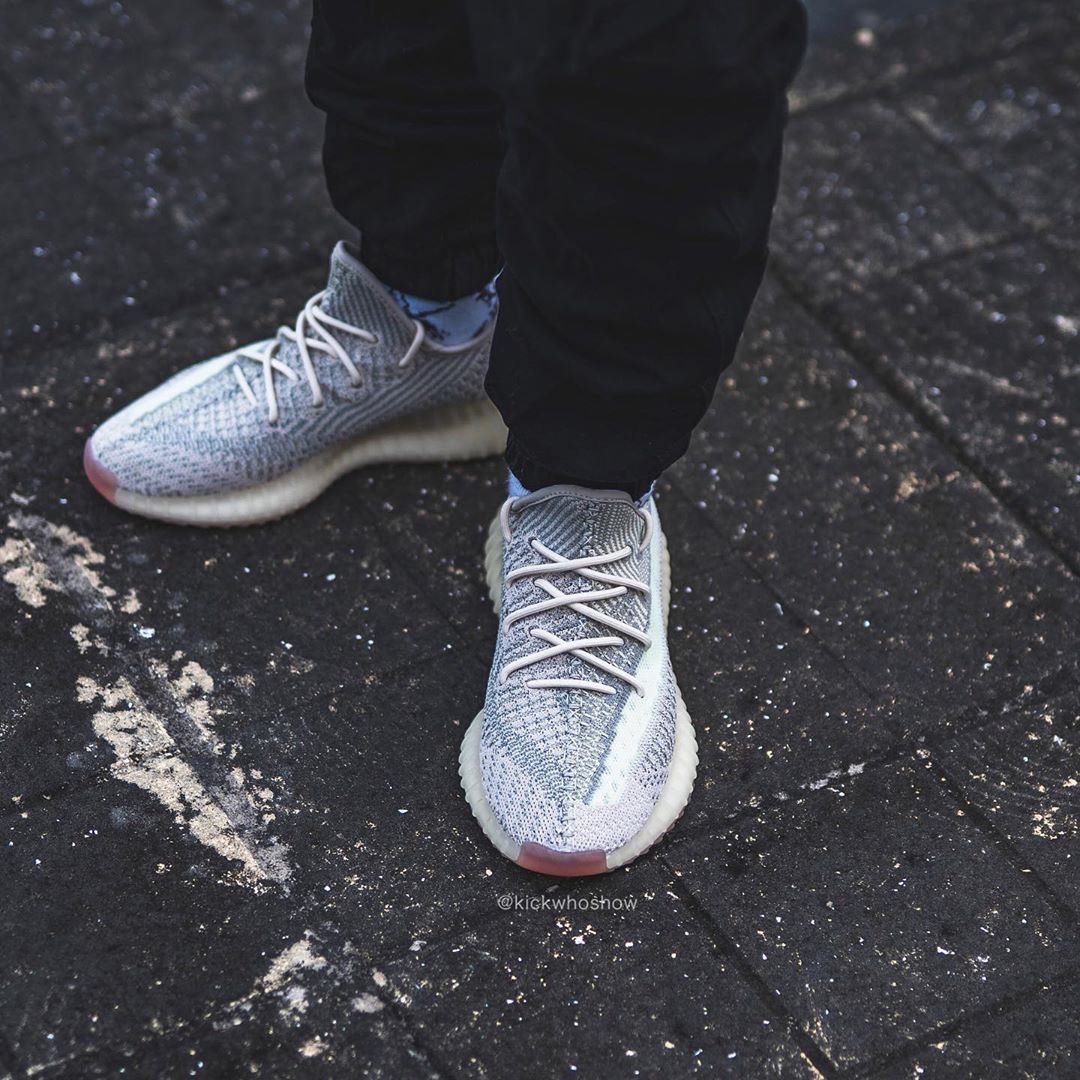 adidas,Yeezy 350 V2,发售,FW3042  满天星 Yeezy 350 V2 ＂Citrin＂ 终于有上脚图了！九月底登场