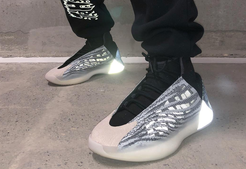 侃爷的yeezy篮球鞋终于有名字了叫做