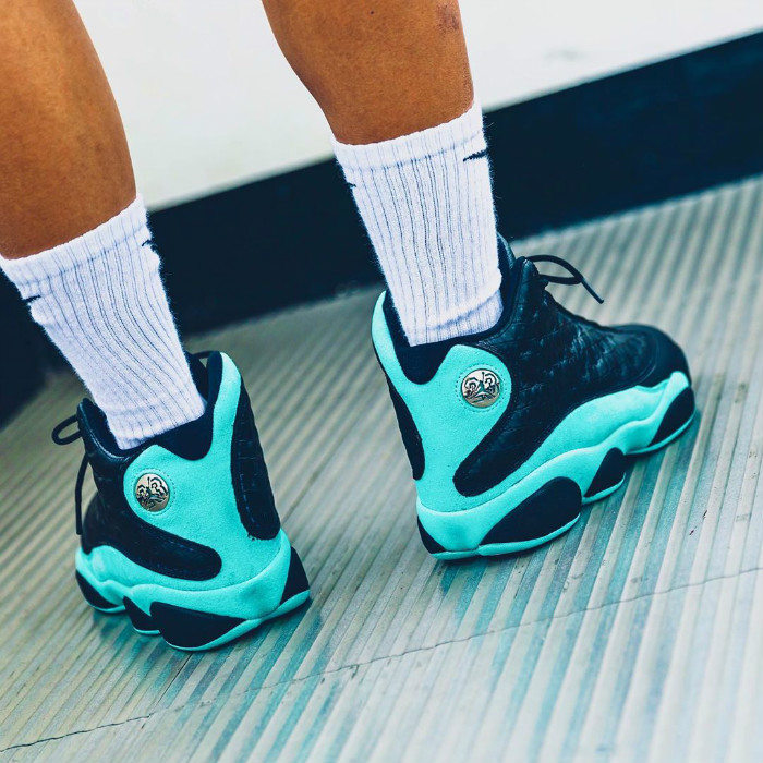 Air Jordan 13,AJ13,Island Gree 上脚效果首次曝光!鳄鱼纹 + 蒂芙尼色的 AJ13 可真够「野」 Air Jordan 13,AJ13,Island Gree 上脚效果首次曝光!鳄鱼纹 + 蒂芙尼色的 AJ13 可真够「野」