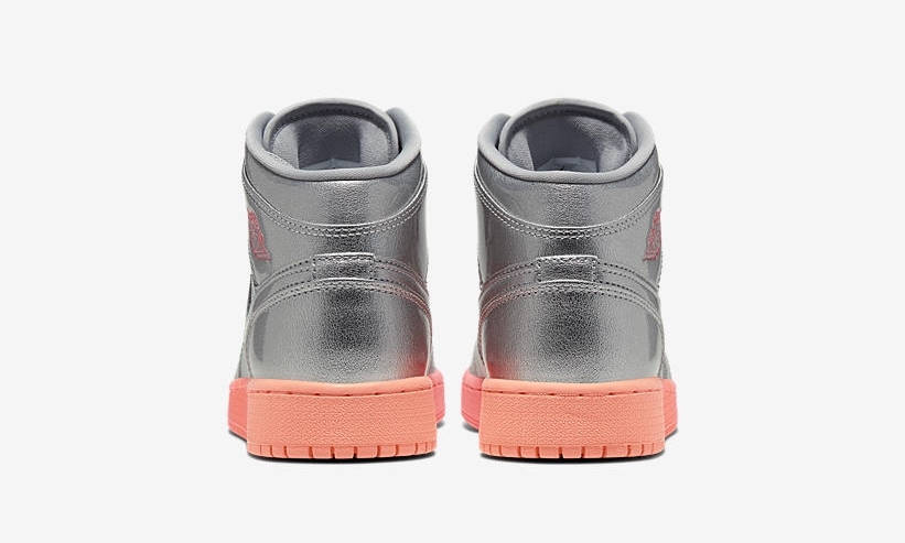 Air Jordan 1 Mia,aj1,发售 少女心十足!闪粉漆皮材质 Air Jordan 1 Mid 即将发售! Air Jordan 1 Mia,aj1,发售 少女心十足!闪粉漆皮材质 Air Jordan 1 Mid 即将发售!