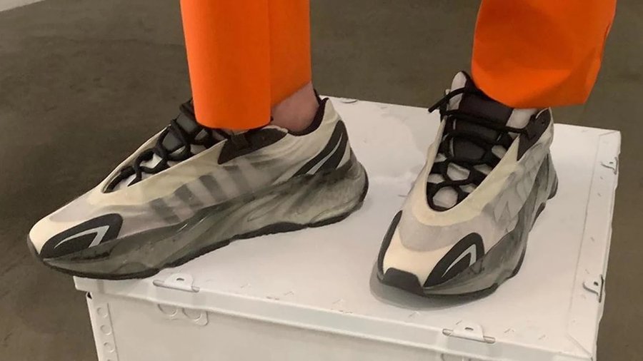 Yeezy 700,adidas,发售,明星,上脚 简洁前卫设计!全新版本 Yeezy 700 有望明年 1 月发售 Yeezy 700,adidas,发售,明星,上脚 简洁前卫设计!全新版本 Yeezy 700 有望明年 1 月发售