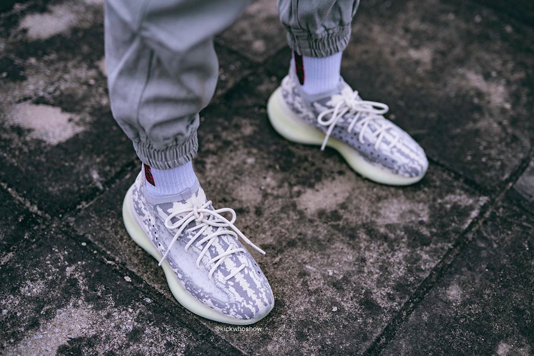 yeezy boost 380 "双 12" 发售!国内有可能在这 3 家店铺登场!