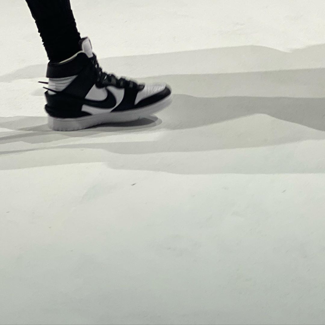 Nike,AMBUSH,OFF-WHITE, 现场观看 Nike 2020 新品发布会什么感觉?冠希、Virgil 给你答案! Nike,AMBUSH,OFF-WHITE, 现场观看 Nike 2020 新品发布会什么感觉?冠希、Virgil 给你答案!