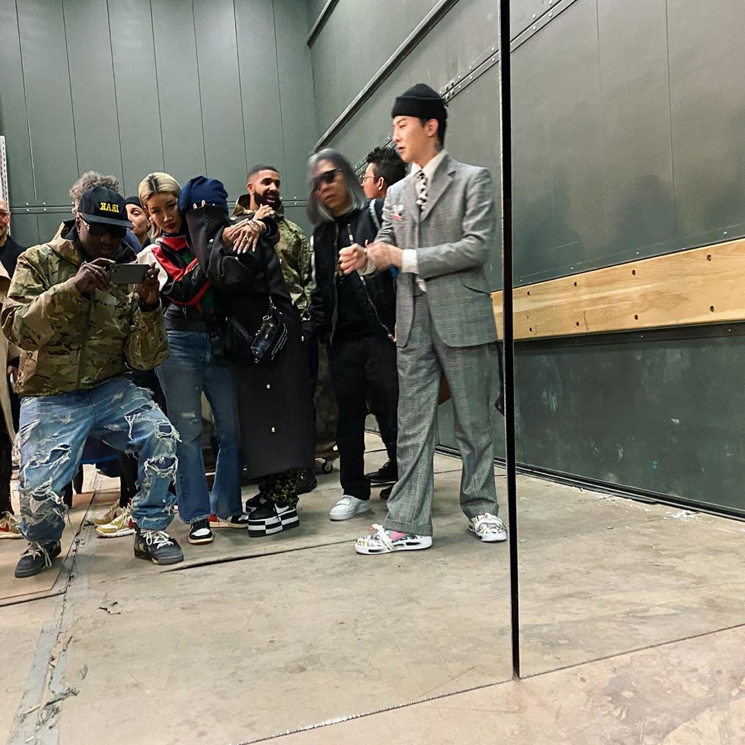 Nike,AMBUSH,OFF-WHITE, 现场观看 Nike 2020 新品发布会什么感觉?冠希、Virgil 给你答案! Nike,AMBUSH,OFF-WHITE, 现场观看 Nike 2020 新品发布会什么感觉?冠希、Virgil 给你答案!