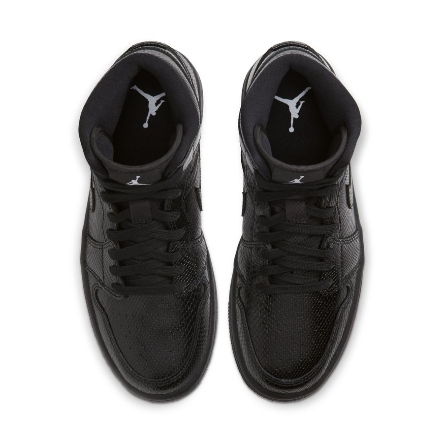 Air Jordan 1 Mid,AJ1 Mid,发售 蛇纹 Air Jordan 1 Mid 官图释出!黑白双煞看着太野了! Air Jordan 1 Mid,AJ1 Mid,发售 蛇纹 Air Jordan 1 Mid 官图释出!黑白双煞看着太野了!
