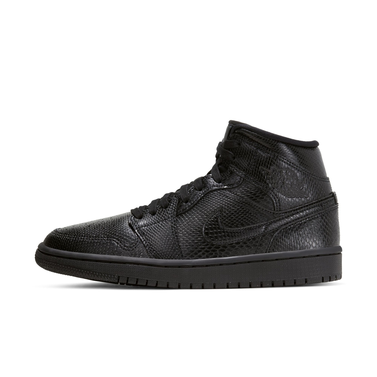 Air Jordan 1 Mid,AJ1 Mid,发售 蛇纹 Air Jordan 1 Mid 官图释出!黑白双煞看着太野了! Air Jordan 1 Mid,AJ1 Mid,发售 蛇纹 Air Jordan 1 Mid 官图释出!黑白双煞看着太野了!