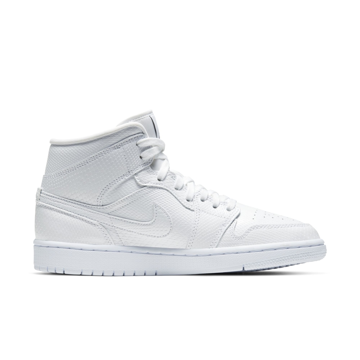 Air Jordan 1 Mid,AJ1 Mid,发售 蛇纹 Air Jordan 1 Mid 官图释出!黑白双煞看着太野了! Air Jordan 1 Mid,AJ1 Mid,发售 蛇纹 Air Jordan 1 Mid 官图释出!黑白双煞看着太野了!