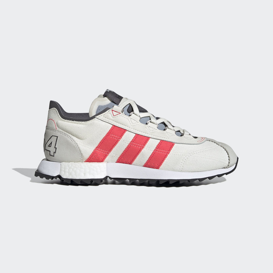 adidas 独特外底构造 + 特殊鞋面装饰!这双 adidas 新鞋型有点特别! adidas 独特外底构造 + 特殊鞋面装饰!这双 adidas 新鞋型有点特别!