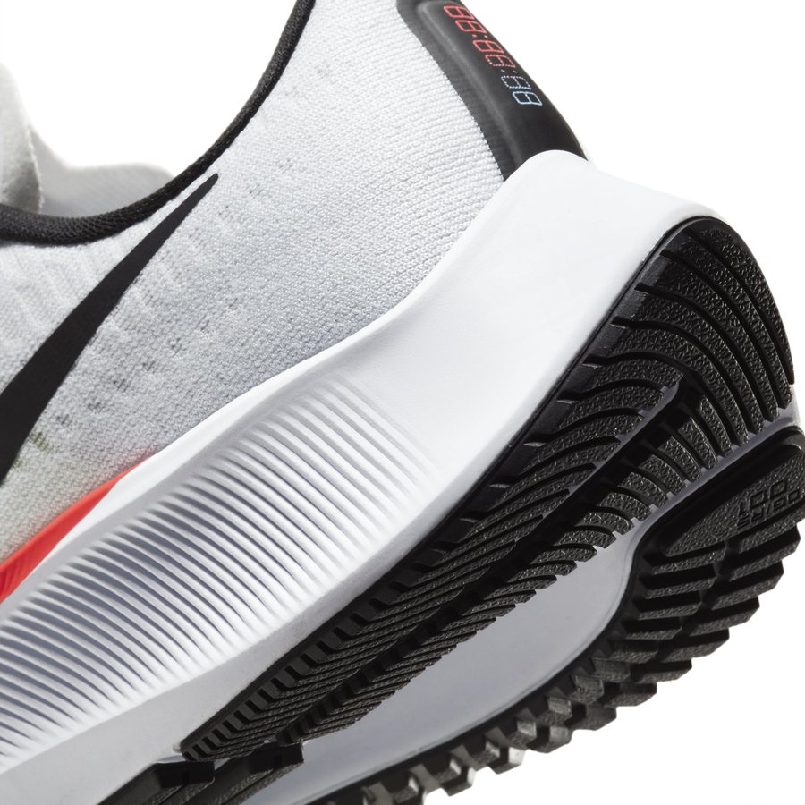 Nike,Air Zoom Pegasus 37 WMNS,  全新飞马 Air Zoom Pegasus 37 本月发售！鞋身编织更具层次感！