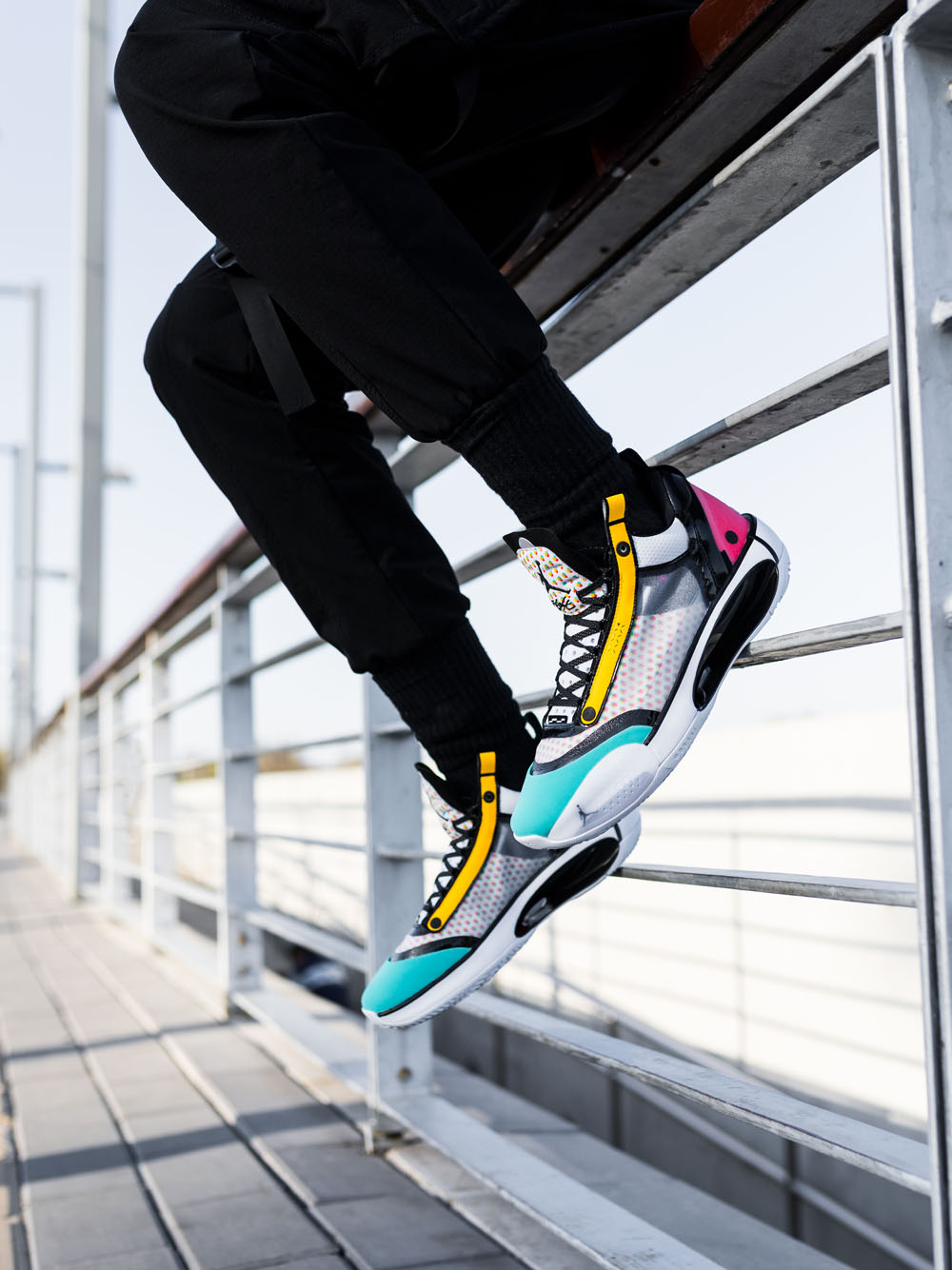 Nike,adidas,Air Jordan 1,Yeezy 现在抄底这 15 款球鞋超划算!除了李佳琦带货的 Nike 销量王,还有... 现在抄底这 15 款球鞋超划算!除了李佳琦带货的 Nike 销量王,还有...