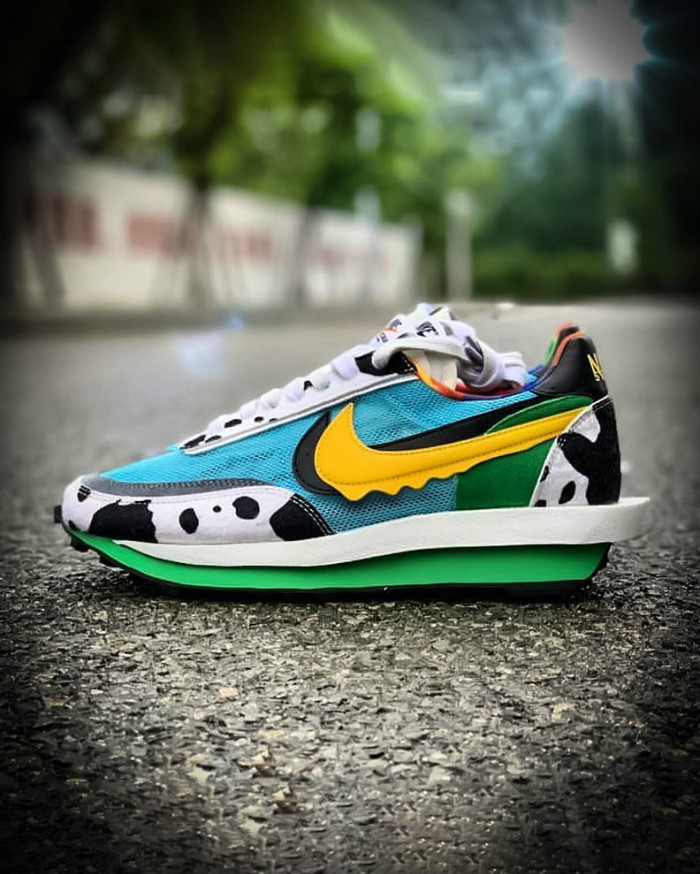 stewie griffin nike sacai