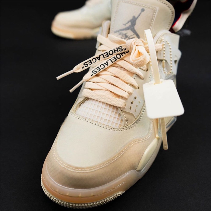 æ¬æææå¾èåï¼OFF-WHITE x AJ4 å®å¾æåï¼é¦ä¸é¦ï¼ çéèµè®¯ FLIGHTCLUBä¸­æç«|SNEAKERçéèµè®¯ç¬¬ä¸ç«