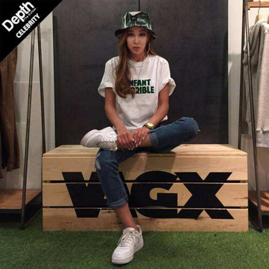明星上脚,说唱,球鞋女神 除了邓紫棋,近期女 Rapper 们穿起球鞋!你想不到有多顶! 明星上脚,说唱,球鞋女神 除了邓紫棋,近期女 Rapper 们穿起球鞋!你想不到有多顶!