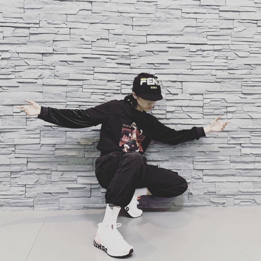 明星上脚,说唱,球鞋女神 除了邓紫棋,近期女 Rapper 们穿起球鞋!你想不到有多顶! 明星上脚,说唱,球鞋女神 除了邓紫棋,近期女 Rapper 们穿起球鞋!你想不到有多顶!