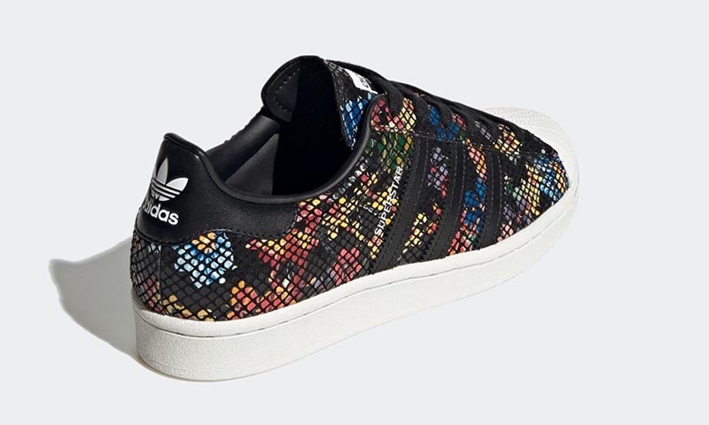 adidas Originals,SUPERSTAR,FW3 耳目一新的多彩蛇纹!为 50 周年庆生的这双贝壳头太帅了! adidas Originals,SUPERSTAR,FW3 耳目一新的多彩蛇纹!为 50 周年庆生的这双贝壳头太帅了!