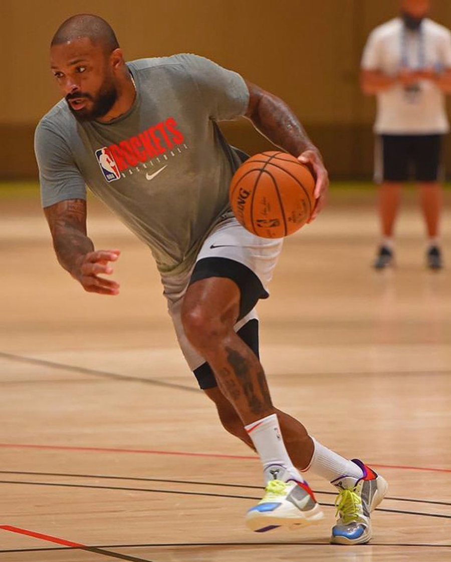 Nike,塔克,Kobe  Nike 为塔克打造 Kobe 5 PE 配色！本月底发售！