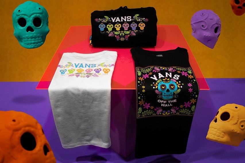 Vans,发售  Vans 亡灵节系列曝光！花卉骷髅太有意思了！