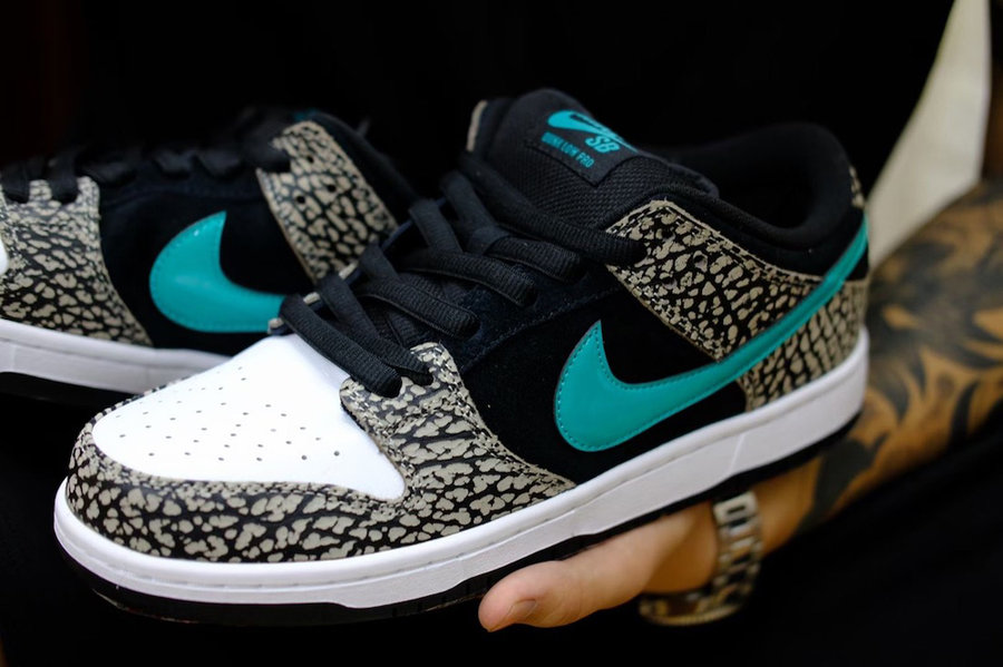 latest sb dunk release