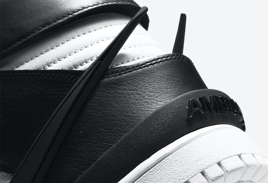 Nike,AMBUSH,Dunk High,CU7544-0  冲破鞋身的超大钩子！AMBUSH x Dunk High 即将发售！