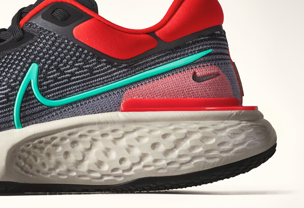 React Infinity,ZoomX Invincibl  今早 Nike 发布两双新跑鞋！ZoomX 家族再添新成员！