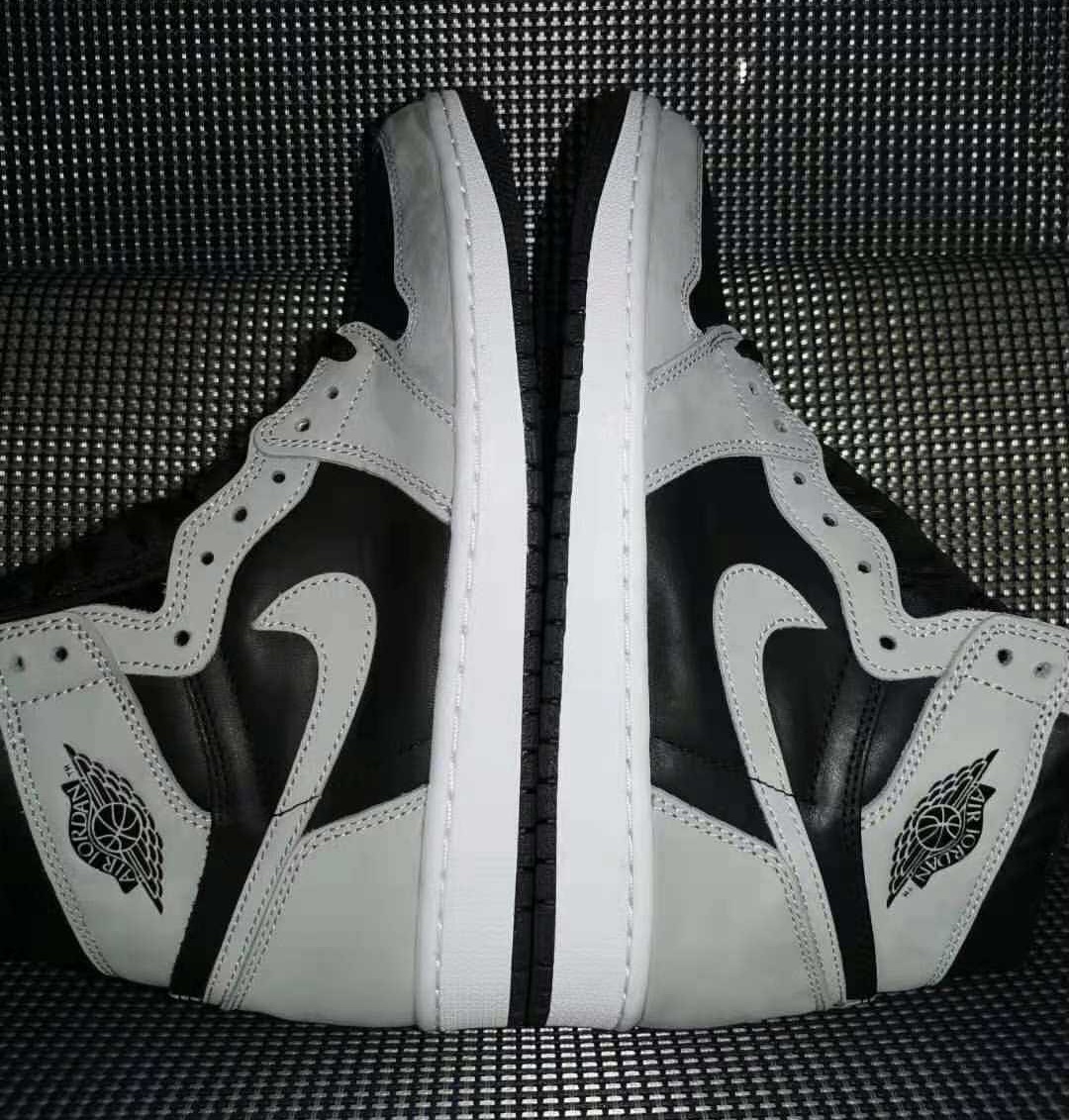 Air Jordan 1,Nike,555088-035 「影子 2.0」 来了 !全新 Air Jordan 1 实物图曝光! Air Jordan 1,Nike,555088-035 「影子 2.0」 来了 !全新 Air Jordan 1 实物图曝光!