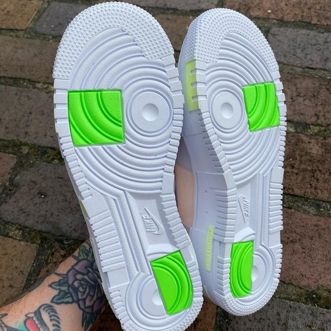 nike air force pixel mint
