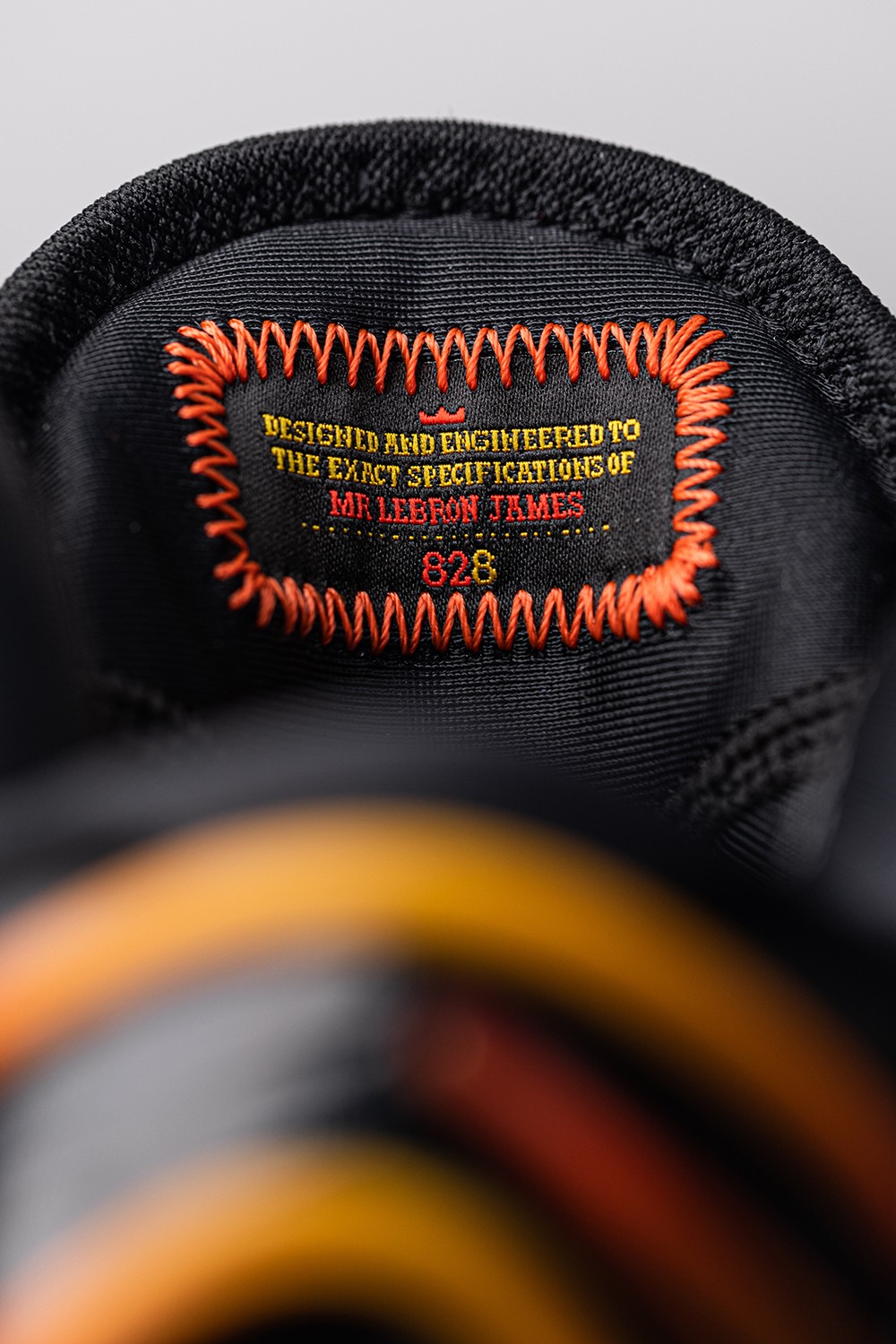 Nike,LeBron 8,Space Jam,DB1732 「大灌篮」LeBron 8 抢先上脚!这个细节很多人都没看懂!