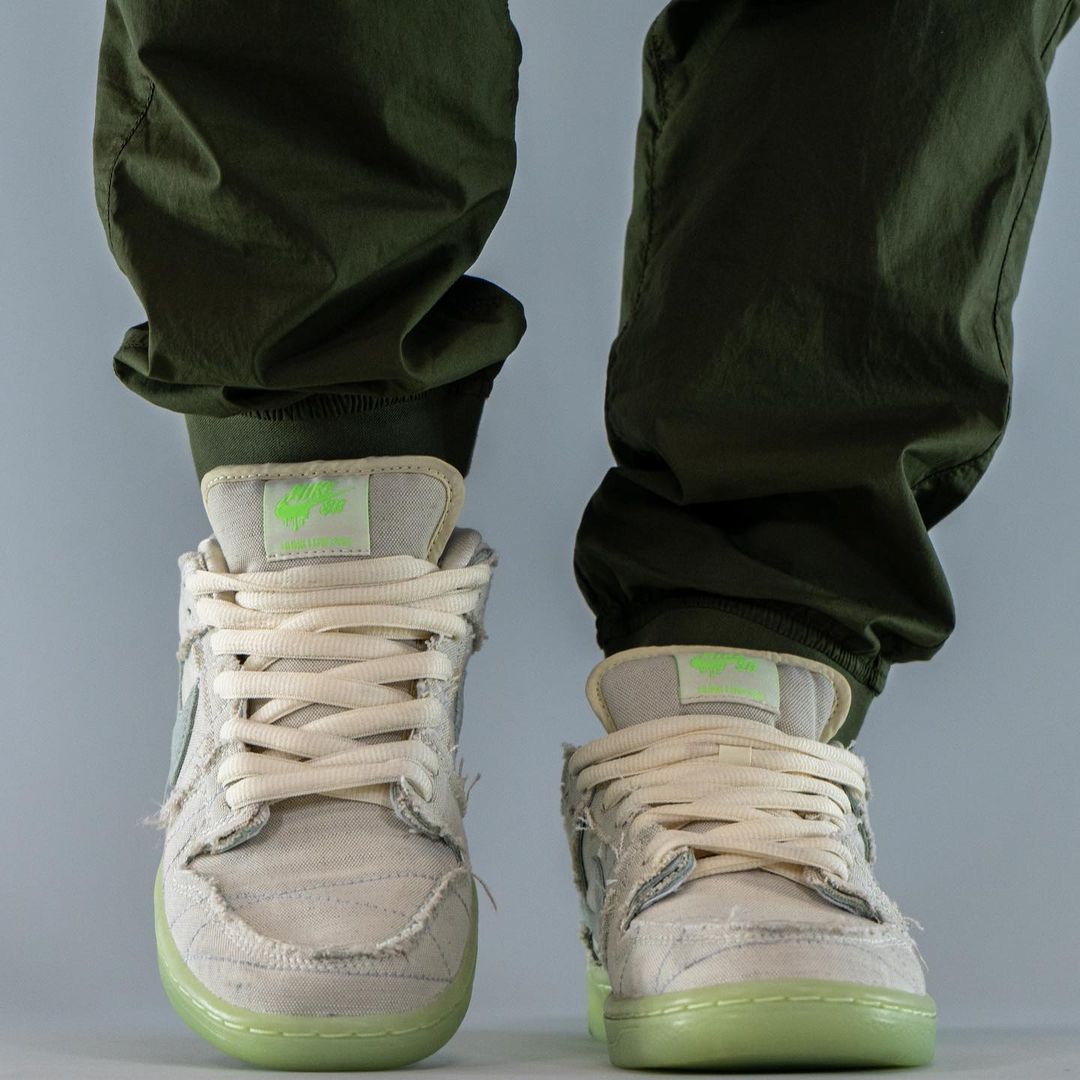 nike dunk toe box