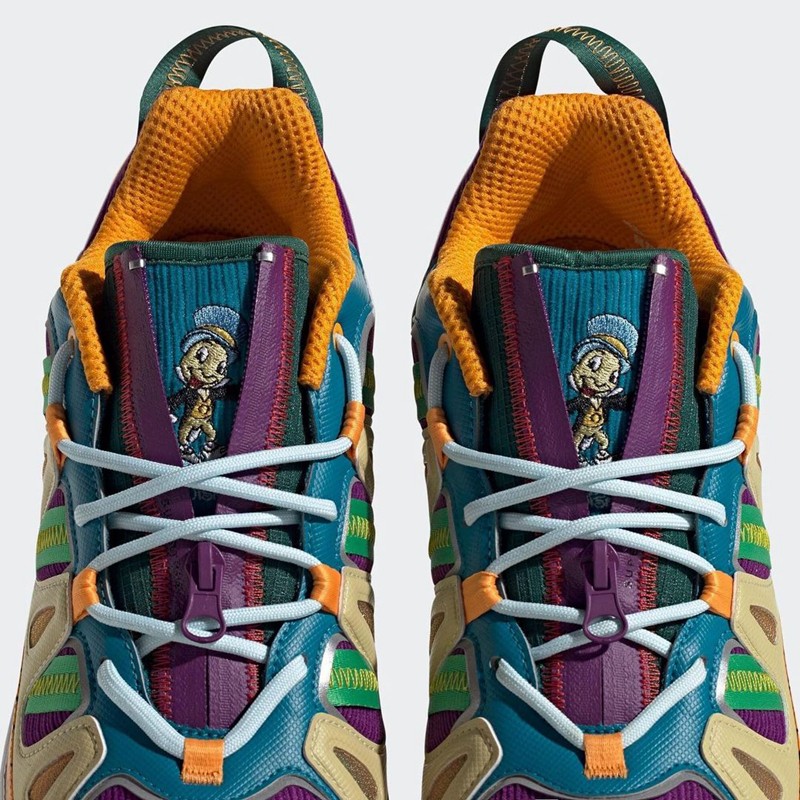 Adidas x Disney三方联名曝光,鞋面设计创意十足!
