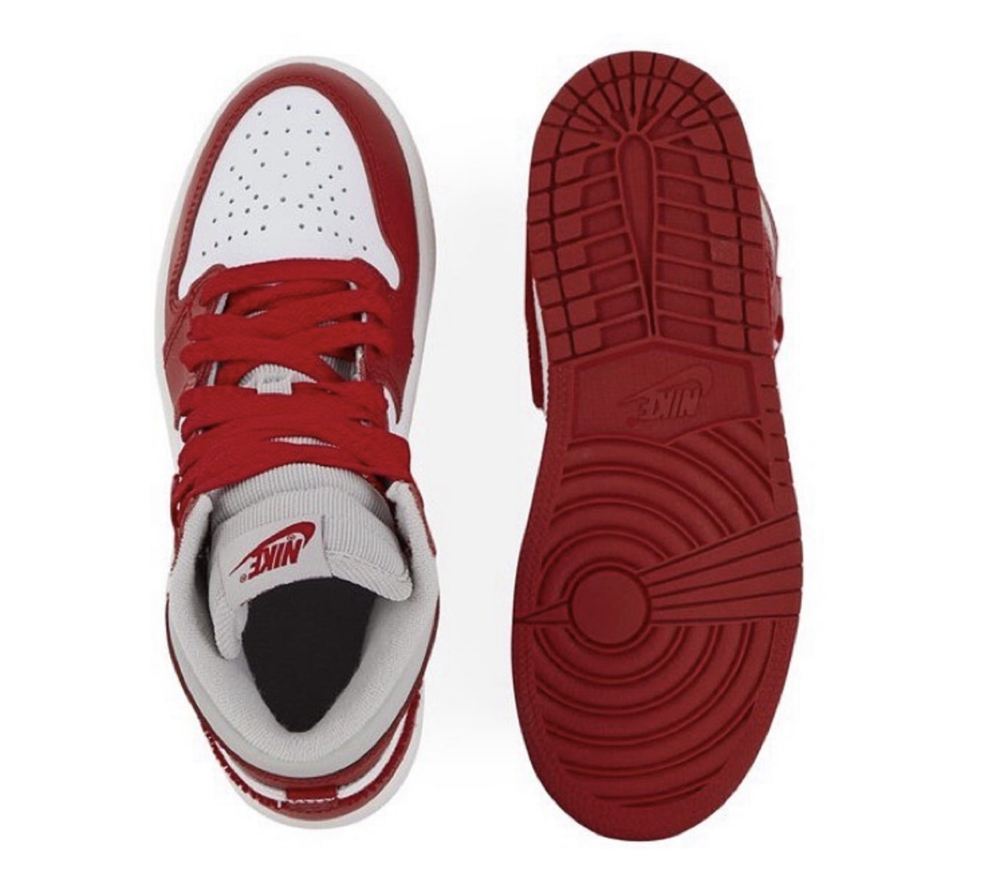 Nike,DJ4891-061,Air Jordan 1 H  灯芯绒加持！全新配色 Air Jordan 1 实物曝光！