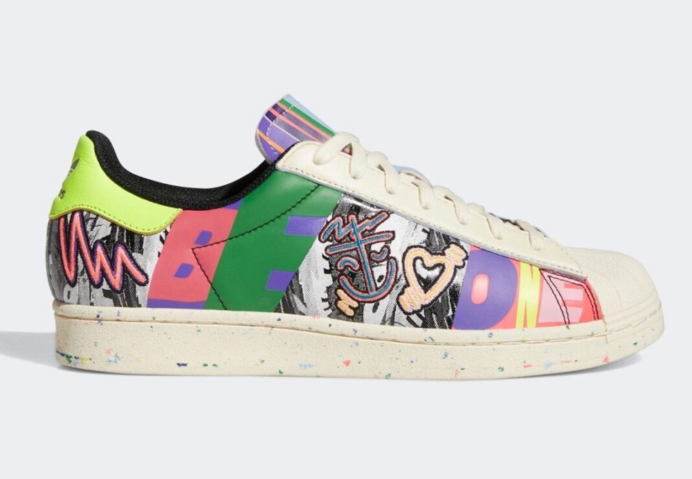 adidas,adidas Originals Supers  亮眼彩虹配色!全新三叶草 Superstar 官图曝光!