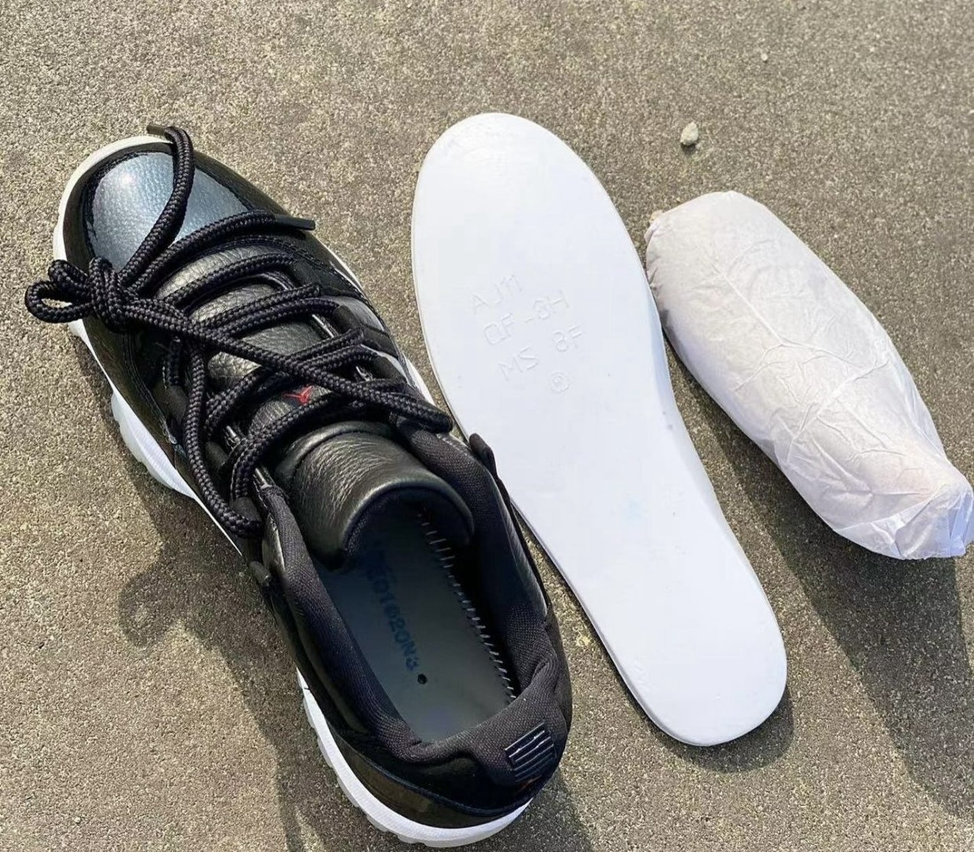Air Jordan 11 Low,72-10,AV2187 「低帮大魔王」AJ11 Low 美图曝光!网友:太吊胃口了! Air Jordan 11 Low,72-10,AV2187 「低帮大魔王」AJ11 Low 美图曝光!网友:太吊胃口了!