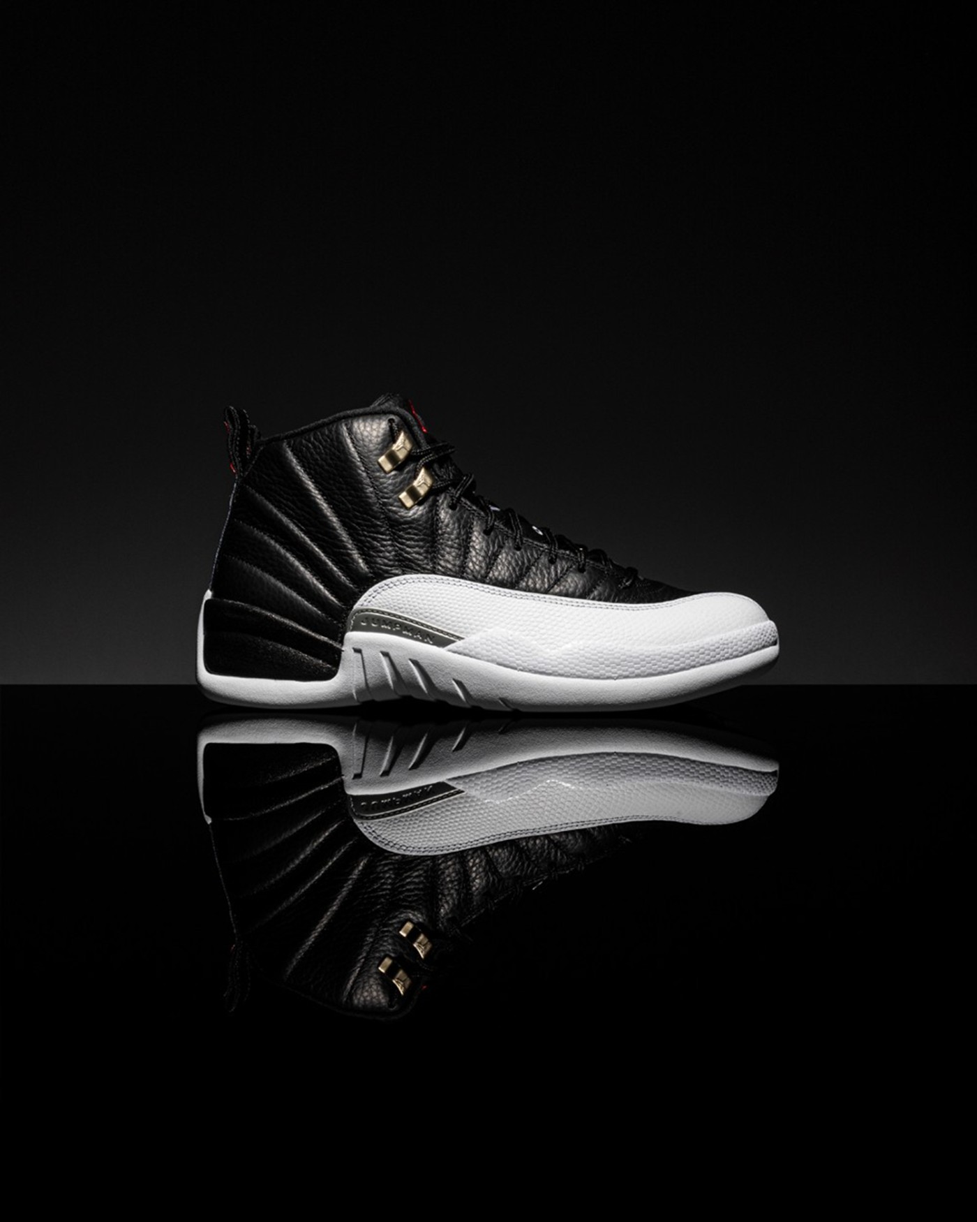 Nike,Air Jordan 12,HyperRoyal  蓝黑版本「季后赛」？全新 AJ12 渲染图曝光！