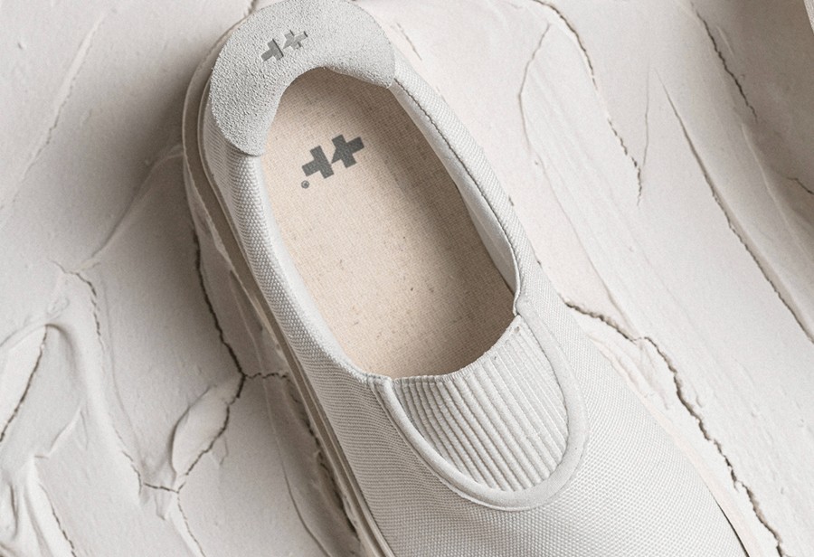 EQUALIZER,FAULT,发售  近期最特别的小白鞋！「艹牌」一脚蹬新鞋刚刚上架！