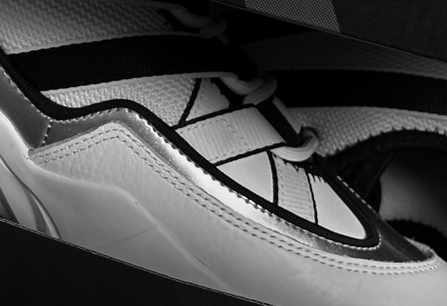 adidas Top Ten 2010  27 年首次复刻！科比打 NBA 第一场比赛穿的鞋！很多人见都没见过！
