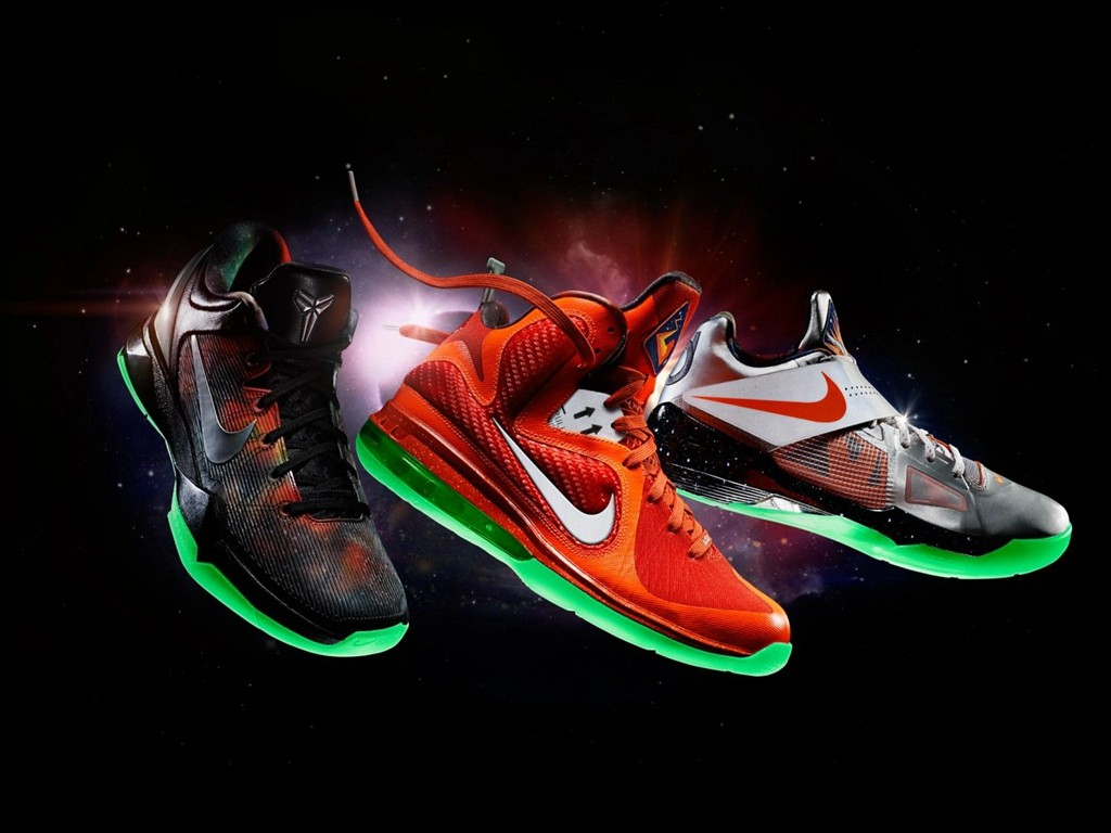 Nike,KD4,全明星,银河喷  全明星 KD4 即将复刻！网友：就差 Kobe 7 了搞快点！