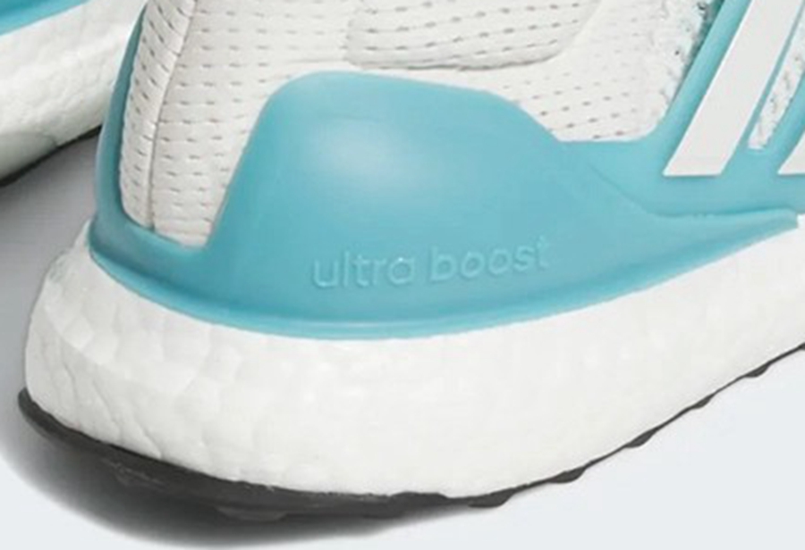 adidas,Ultra Boost 1.0,HQ6172  UB 1.0 又出新配色！这双 Tiffany 蓝太美了吧！