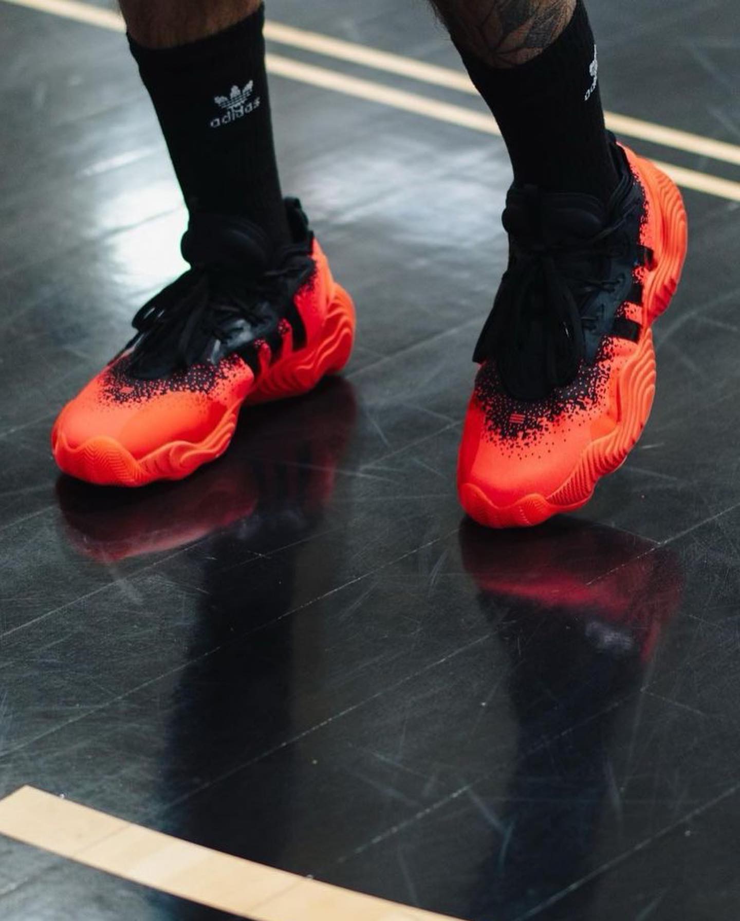 adidas Trae Young 3  阿迪又一双「球星签名鞋」曝光！中底造型真少见！