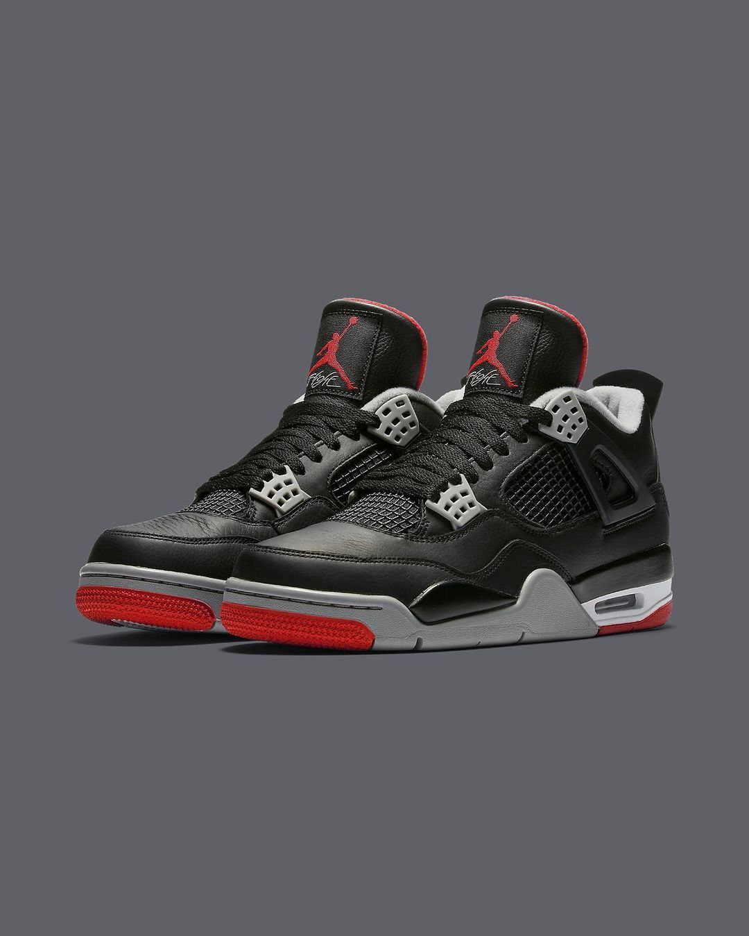 Air Jordan 4,Bred Reimagined  上次市价 3K+！期盼已久的「黑红」AJ4 渲染图泄露！
