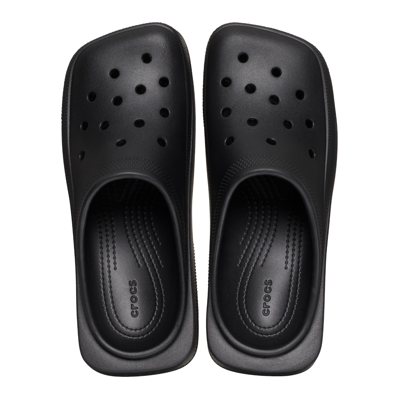 Crocs Blunt Toe  Crocs 再推新鞋型！鞋头变这样了！