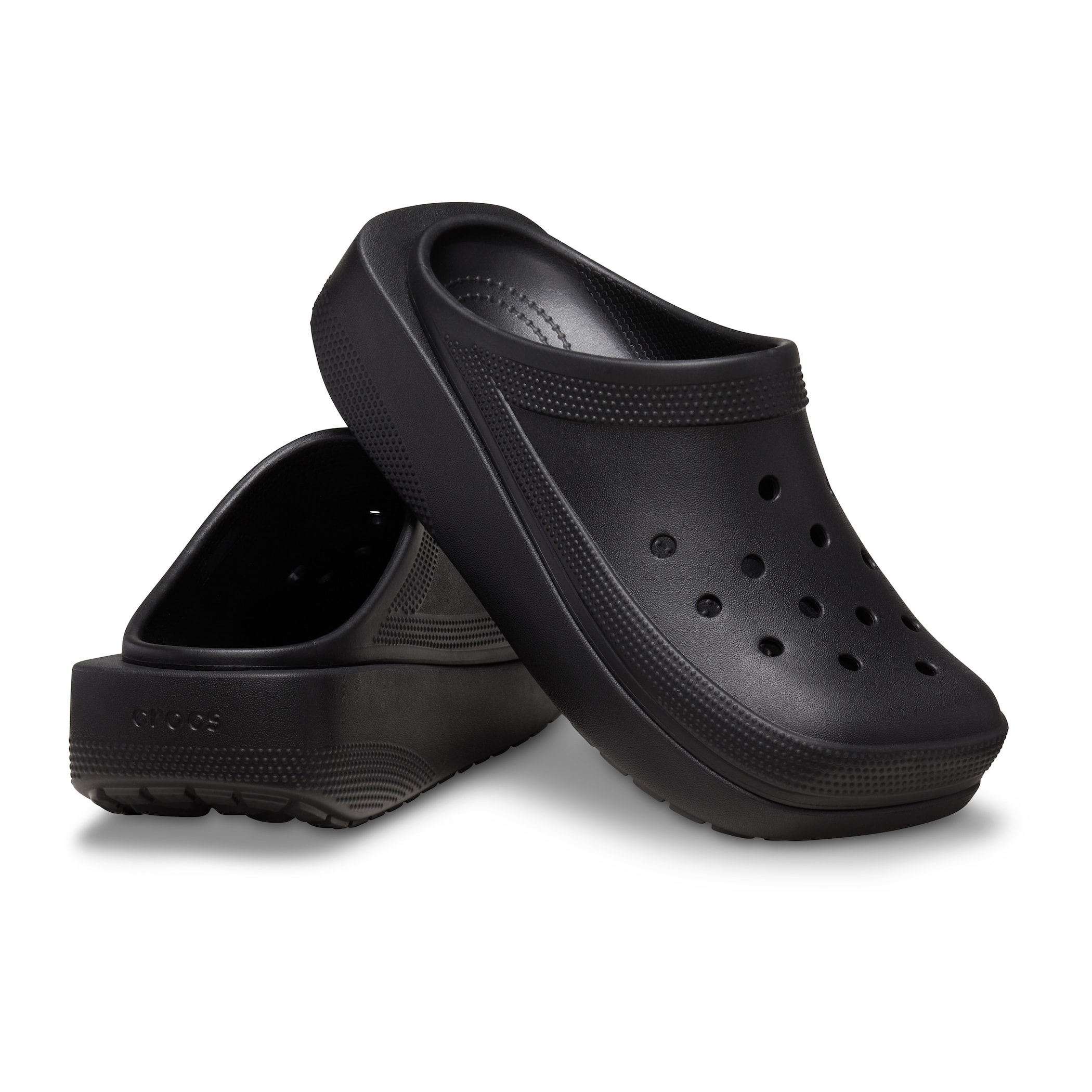 Crocs Blunt Toe  Crocs 再推新鞋型！鞋头变这样了！