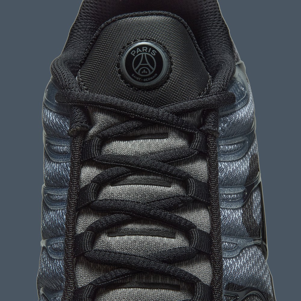 PSG,Nike,巴黎圣日耳曼,Air Max Plus Nike「大巴黎」新鞋曝光!辨识度真高啊! PSG,Nike,巴黎圣日耳曼,Air Max Plus Nike「大巴黎」新鞋曝光!辨识度真高啊!