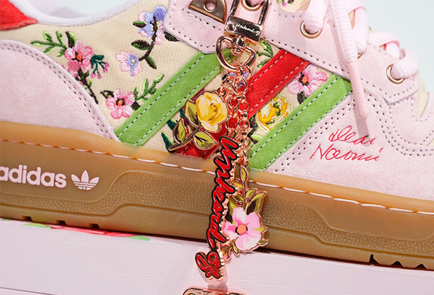 UnheardOf,adidas,Rivalry Lo,Gr 限量 600 双!阿迪「母亲节」联名规格真高啊! UnheardOf,adidas,Rivalry Lo,Gr 限量 600 双!阿迪「母亲节」联名规格真高啊!