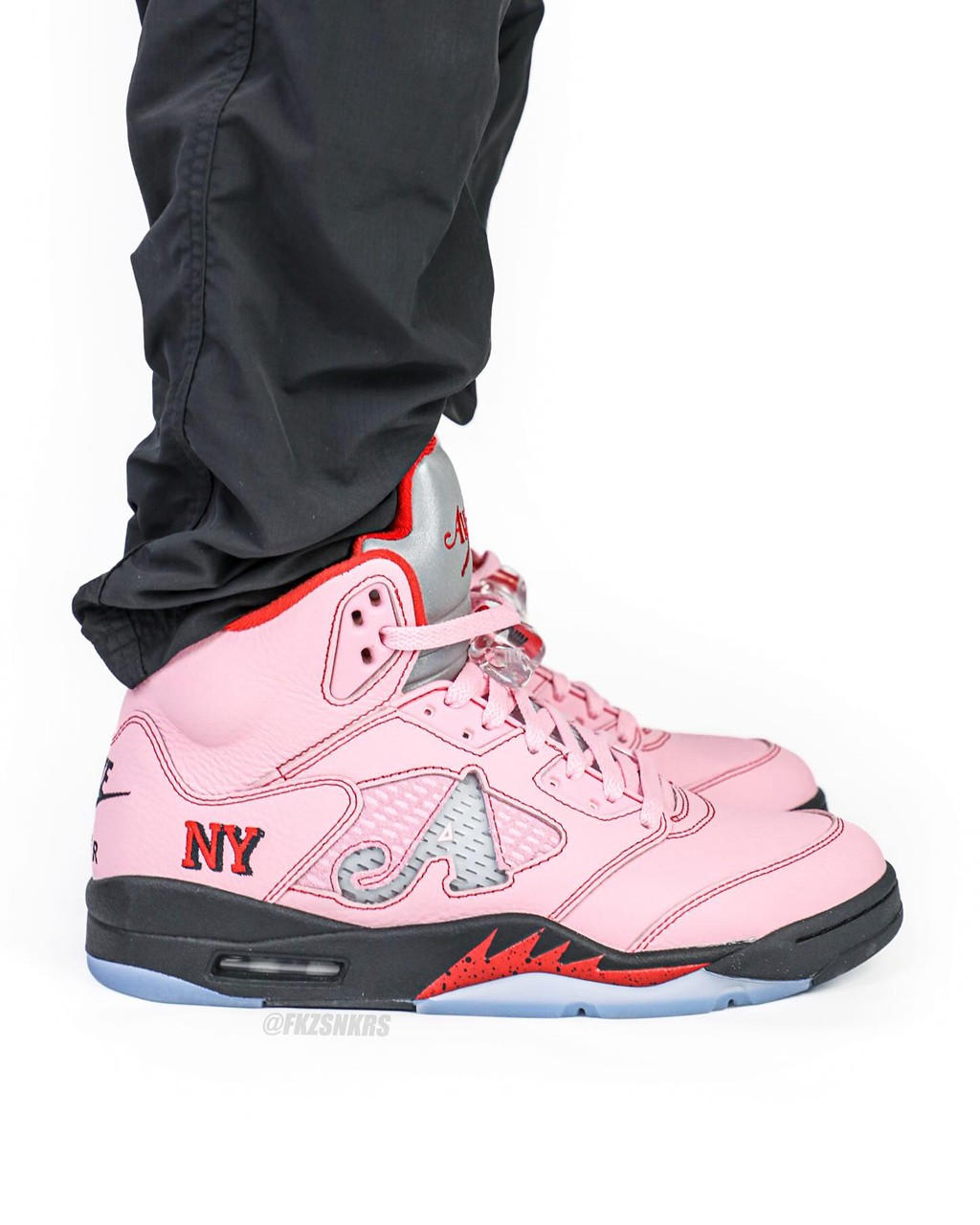 Awake NY,Air Jordan 5,Arctic P 猛男粉警告!Awake NY x AJ 上脚好骚啊! Awake NY,Air Jordan 5,Arctic P 猛男粉警告!Awake NY x AJ 上脚好骚啊!