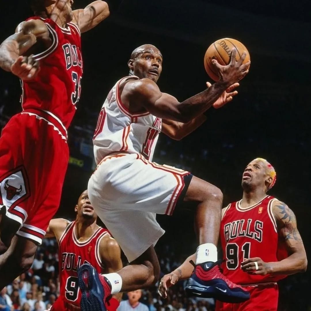Nike,Air Bakin OG 元年备受争议!经典 Nike 战靴即将回归! Nike,Air Bakin OG 元年备受争议!经典 Nike 战靴即将回归!