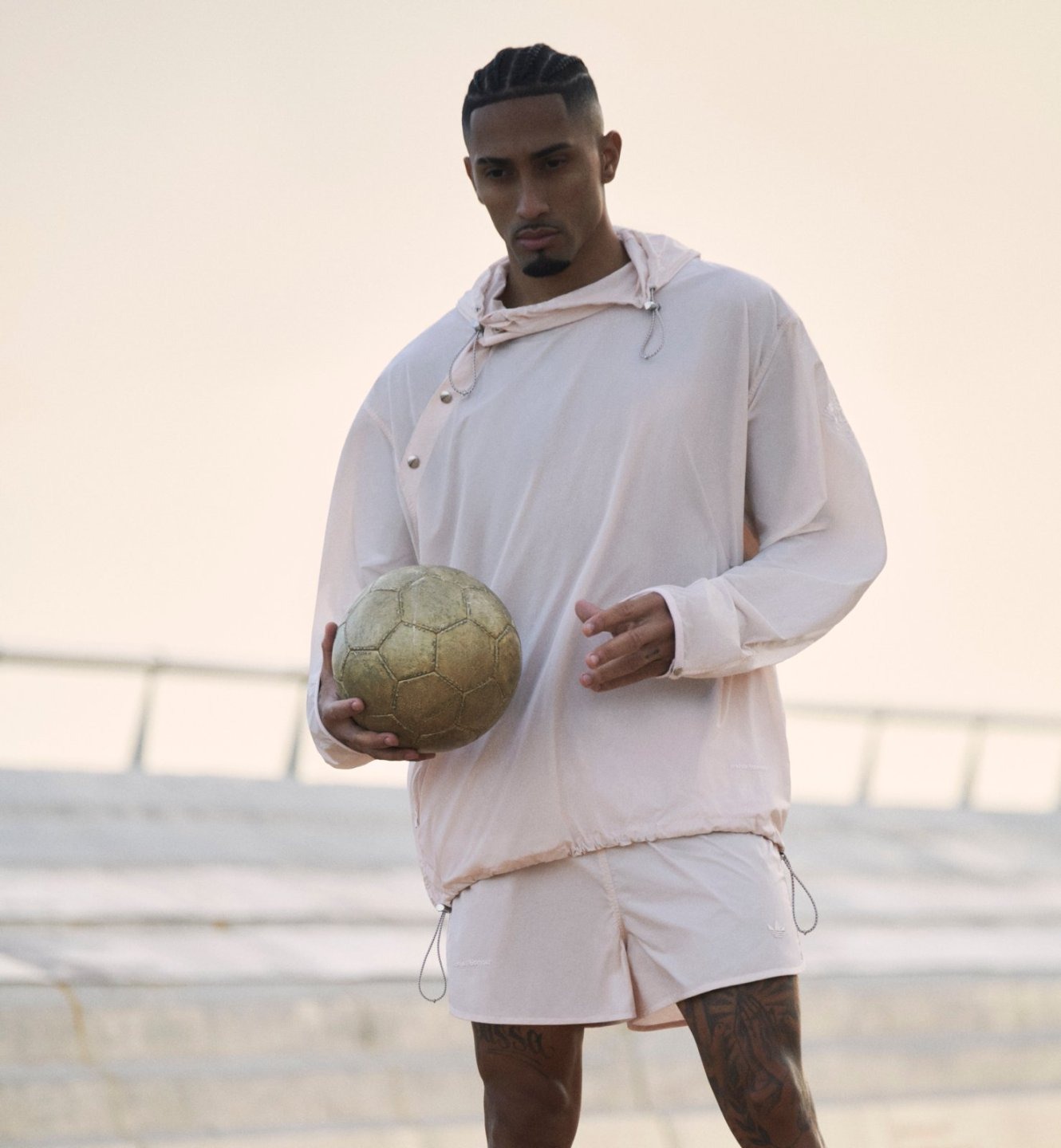 Wales Bonner,adidas Originals 高级感十足!Wales Bonner x 三叶草新系列来了! Wales Bonner,adidas Originals 高级感十足!Wales Bonner x 三叶草新系列来了!